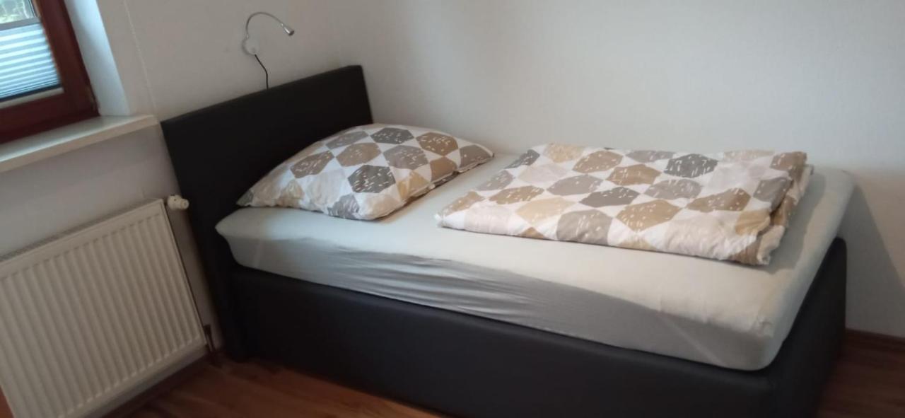 Ferienwohnung In Isenbuettel Ngoại thất bức ảnh