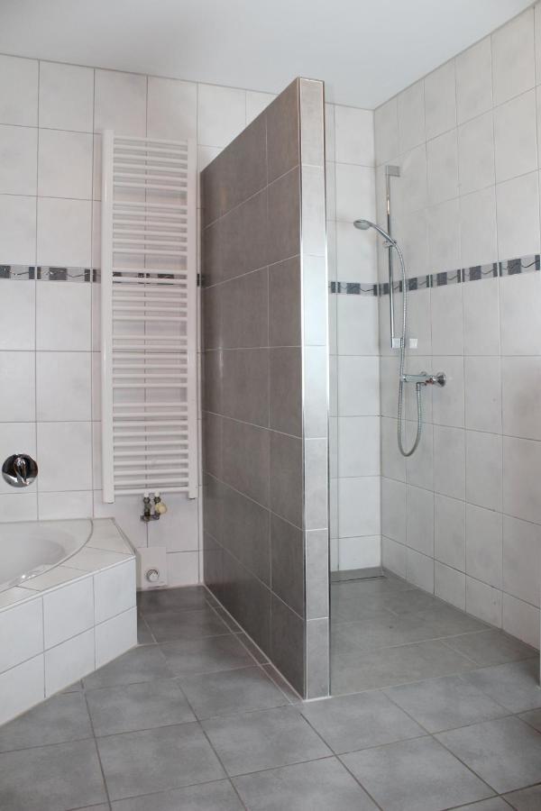 Ferienwohnung In Isenbuettel Ngoại thất bức ảnh